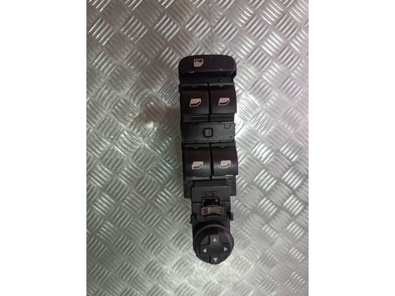 Recambio de mando elevalunas delantero izquierdo para citroen c4 picasso attraction referencia OEM IAM 96639382ZD  