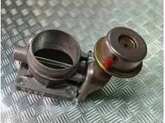 Recambio de caja mariposa para nissan terrano/terrano.ii (r20) avenue referencia OEM IAM   PIERBURG