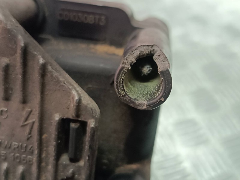 Recambio de bobina encendido para seat altea (5p1) arena referencia OEM IAM 032905106B 311240 TEMIC