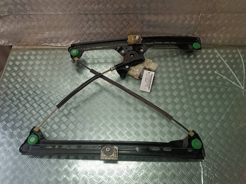 Recambio de elevalunas delantero derecho para citroen c4 picasso attraction referencia OEM IAM 9675924680 9675288880 ELECTRICO