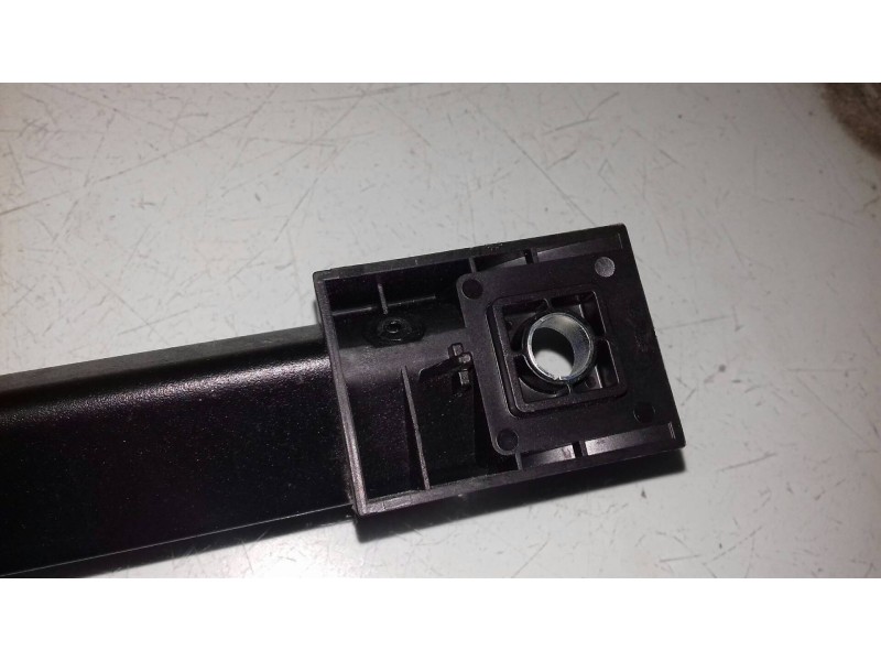 Recambio de bandeja trasera para mitsubishi colt cabrio czc instyle referencia OEM IAM   