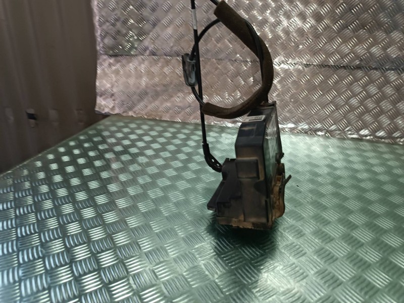 Recambio de cerradura puerta trasera izquierda para citroen c4 picasso attraction referencia OEM IAM 9810310880  ELECTRICA