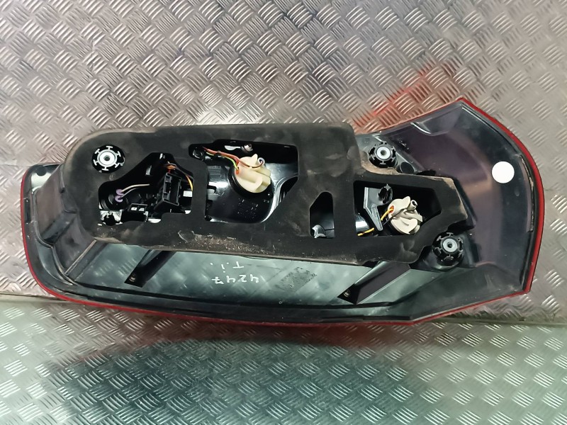 Recambio de piloto trasero izquierdo para citroen c4 picasso attraction referencia OEM IAM   HELLA