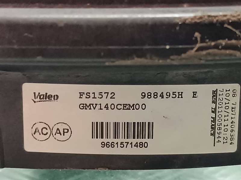 Recambio de electroventilador para peugeot 3008 access referencia OEM IAM 988495H VALEO CONECTOR 2 PINES