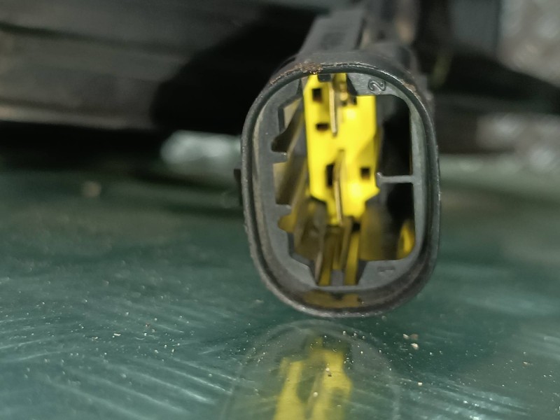 Recambio de electroventilador para peugeot 3008 access referencia OEM IAM 988495H VALEO CONECTOR 2 PINES