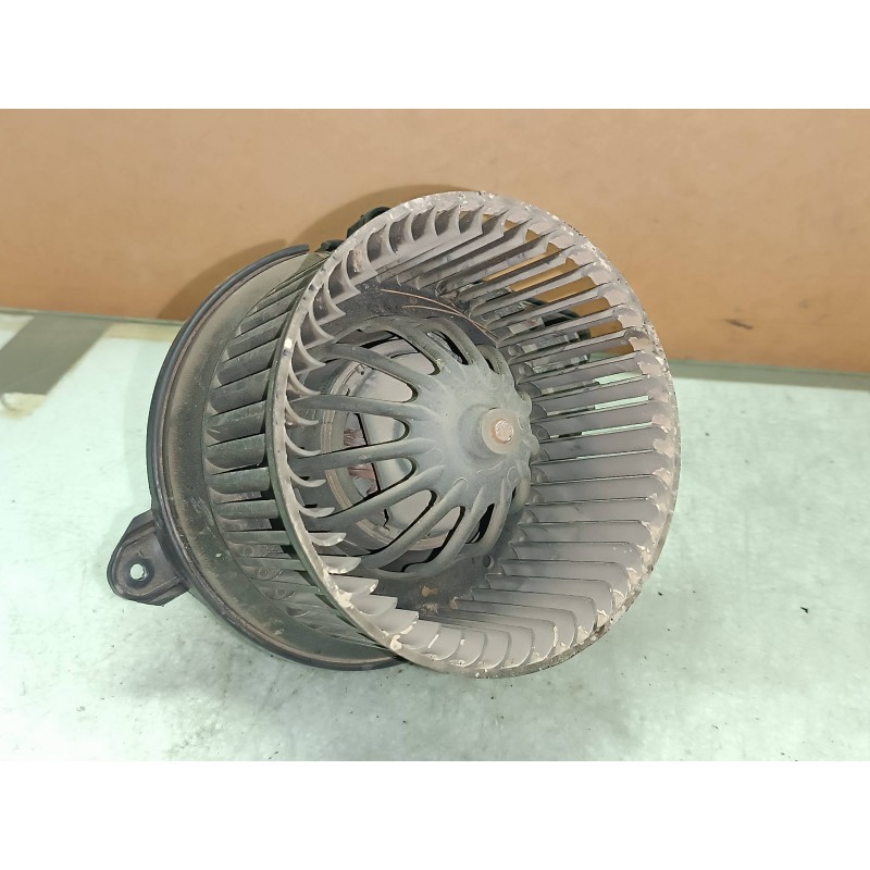 Recambio de ventilador calefaccion para citroen saxo 1.5 d x referencia OEM IAM 658083S  VALEO