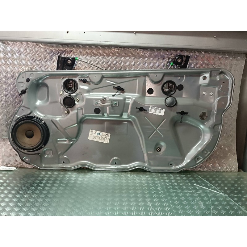 Recambio de elevalunas delantero derecho para volkswagen polo (9n3) advance referencia OEM IAM 6Q3837402AD 6Q0837138 