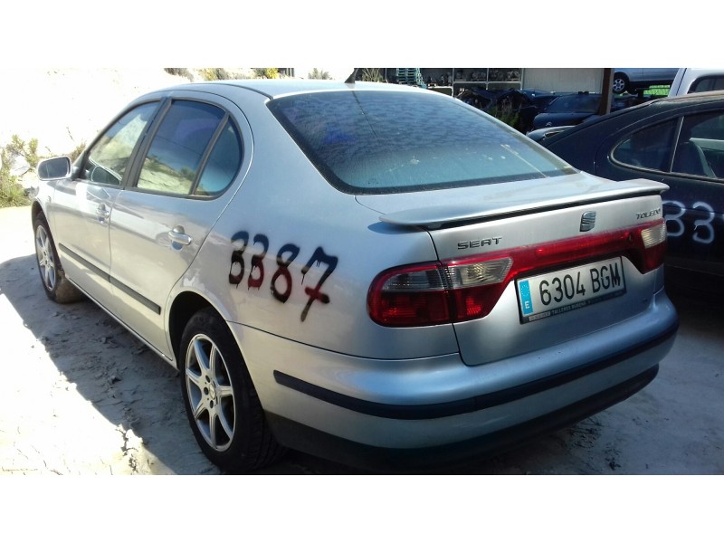 seat toledo (1m2) del año 2001
