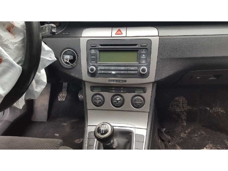 volkswagen passat variant (3c5) del año 2006