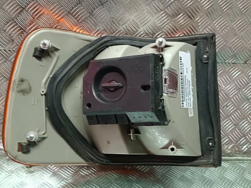 Recambio de piloto trasero derecho para audi 100 avant (c4) europa referencia OEM IAM 084411923R  