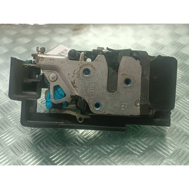 Recambio de cerradura puerta delantera derecha para chevrolet epica lt referencia OEM IAM A046818 CONECTOR 2 PINES ELECTRICA