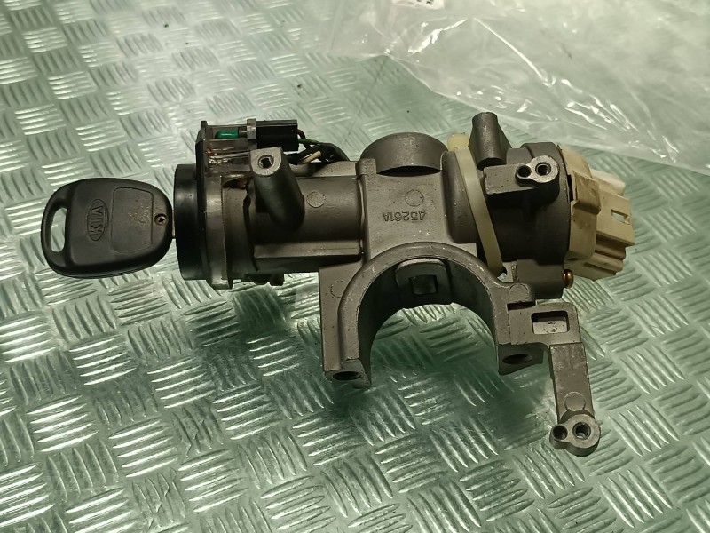 Recambio de conmutador de arranque para kia carens 2.0 crdi ex monovolumen referencia OEM IAM 45261A  