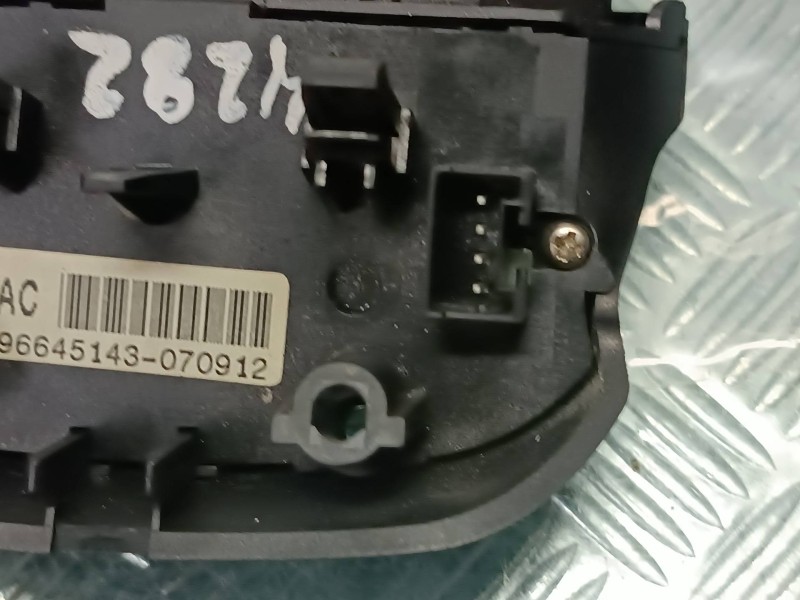 Recambio de mando volante para chevrolet epica lt referencia OEM IAM 96645143 96645143070912 CONECTOR 4 PINES