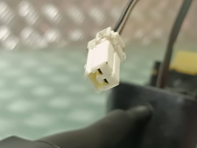 Recambio de mando limpia para chevrolet epica lt referencia OEM IAM 96645139  