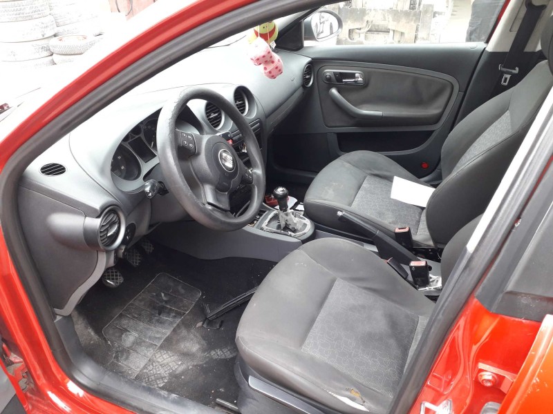 seat ibiza (6l1) del año 2006