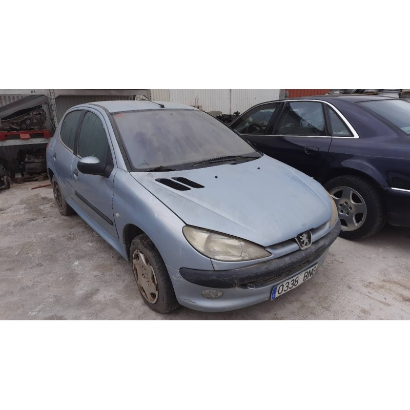 peugeot 206 berlina del año 2001