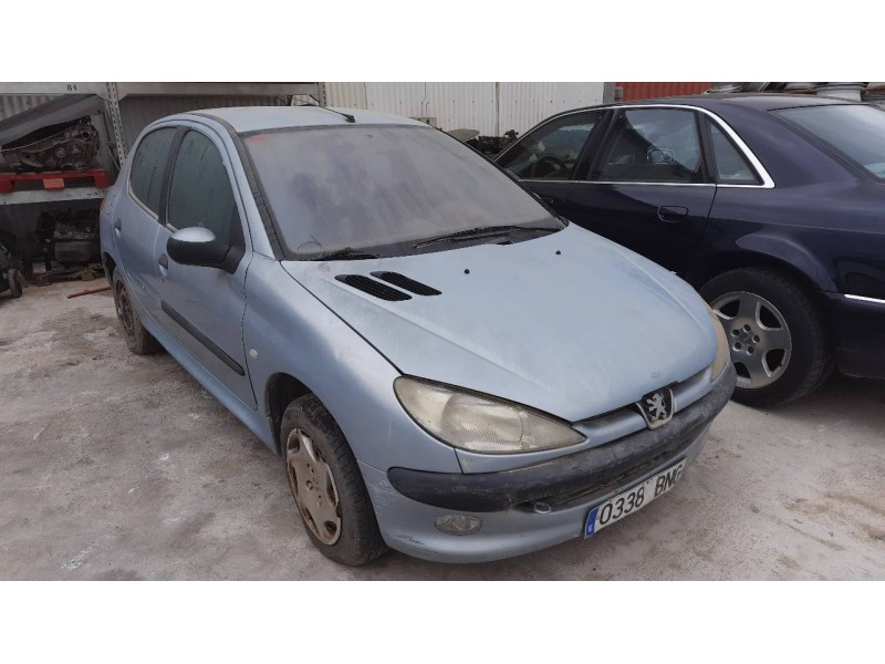 peugeot 206 berlina del año 2001