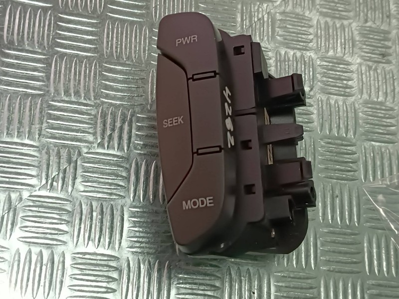 Recambio de mando volante para chevrolet epica lt referencia OEM IAM 96645122 96645122070907 CONECTOR 5 PINES