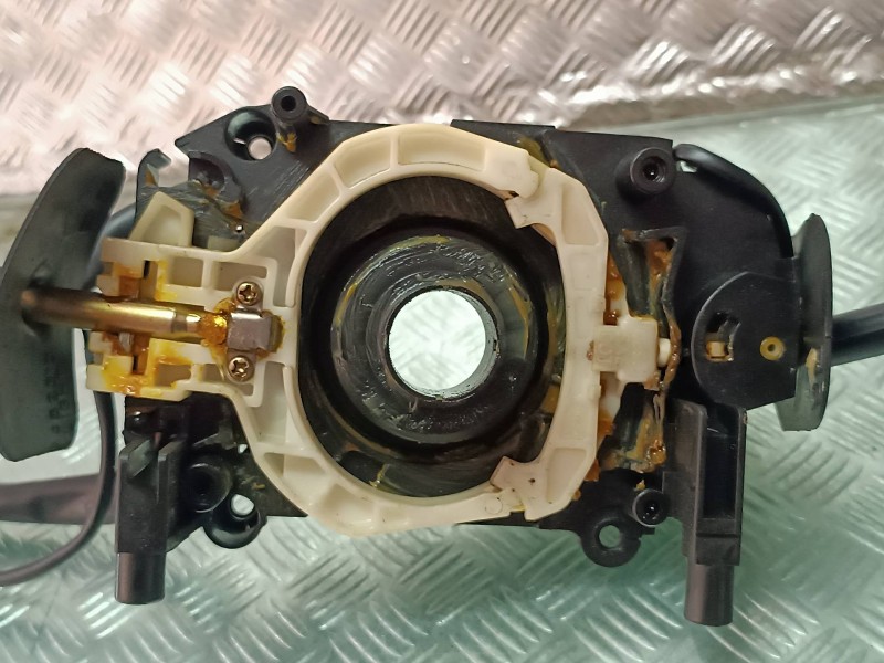 Recambio de mando luces para kia carens 2.0 crdi ex monovolumen referencia OEM IAM KARFSEF1  