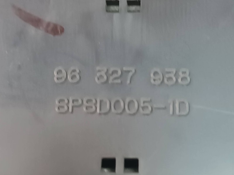 Recambio de mando elevalunas delantero derecho para chevrolet epica lt referencia OEM IAM 96327938 8P9D0051D CONECTOR 8 PINES