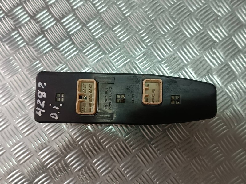 Recambio de mando elevalunas delantero izquierdo para chevrolet epica lt referencia OEM IAM 96327954 202005477 DOS CONECTORES