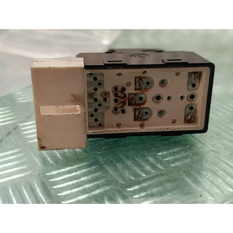 Recambio de mando elevalunas trasero izquierdo para chevrolet epica lt referencia OEM IAM 202006117 BLANCO CONECTOR 6 PINES