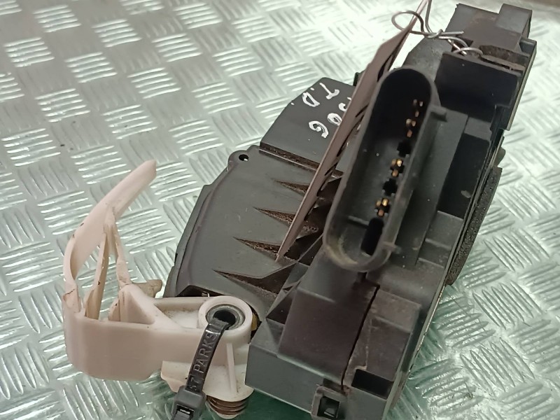 Recambio de cerradura puerta trasera derecha para ford c-max (cb3) ghia referencia OEM IAM AM5AR26412AB AM5AR26412 ELECTRICA