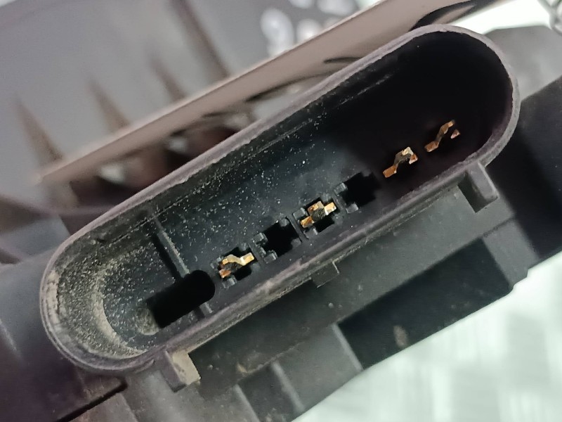 Recambio de cerradura puerta trasera derecha para ford c-max (cb3) ghia referencia OEM IAM AM5AR26412AB AM5AR26412 ELECTRICA