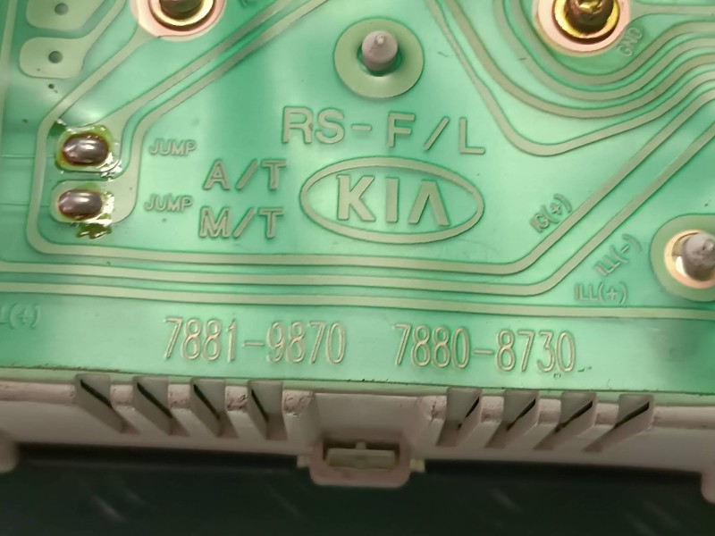 Recambio de cuadro instrumentos para kia carens 2.0 crdi ex monovolumen referencia OEM IAM 0K2KC55430A 20050426 78819870