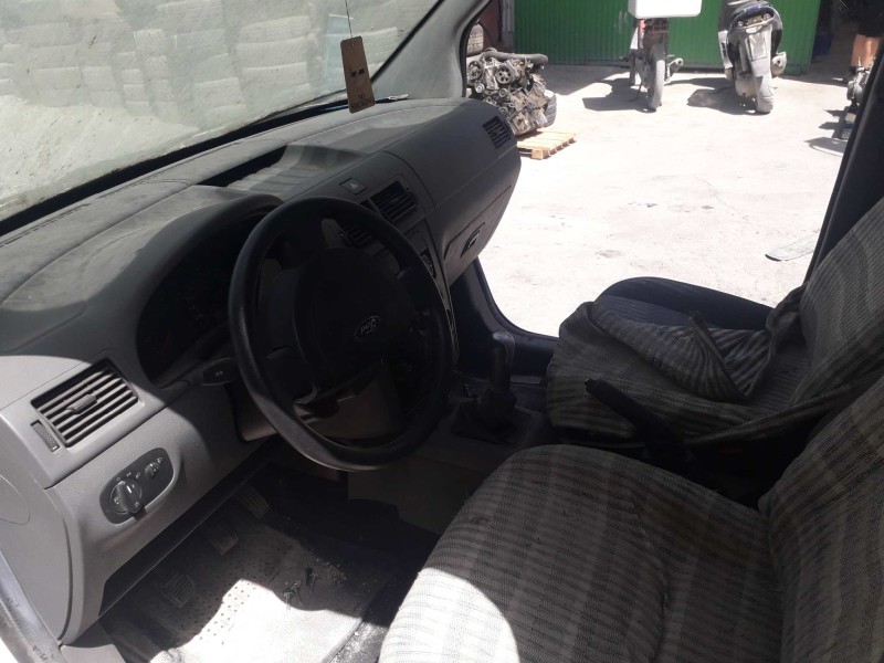 ford transit connect (tc7) del año 2005