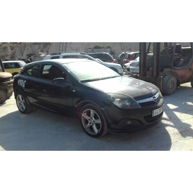 opel astra gtc del año 2005