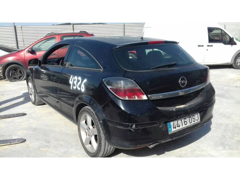 opel astra gtc del año 2005