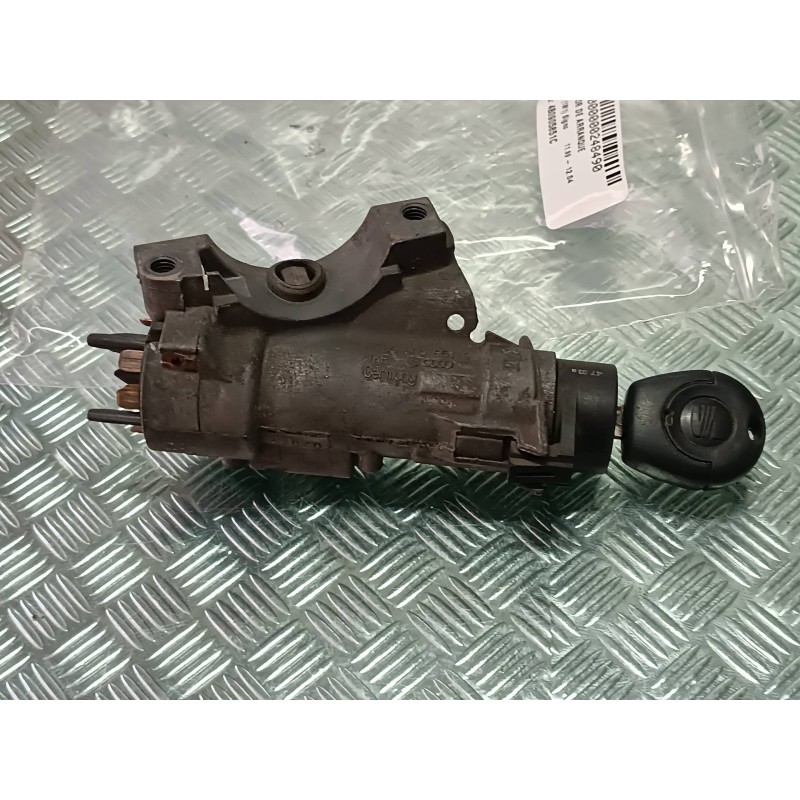 Recambio de conmutador de arranque para seat leon (1m1) signo referencia OEM IAM 4B0905851C  