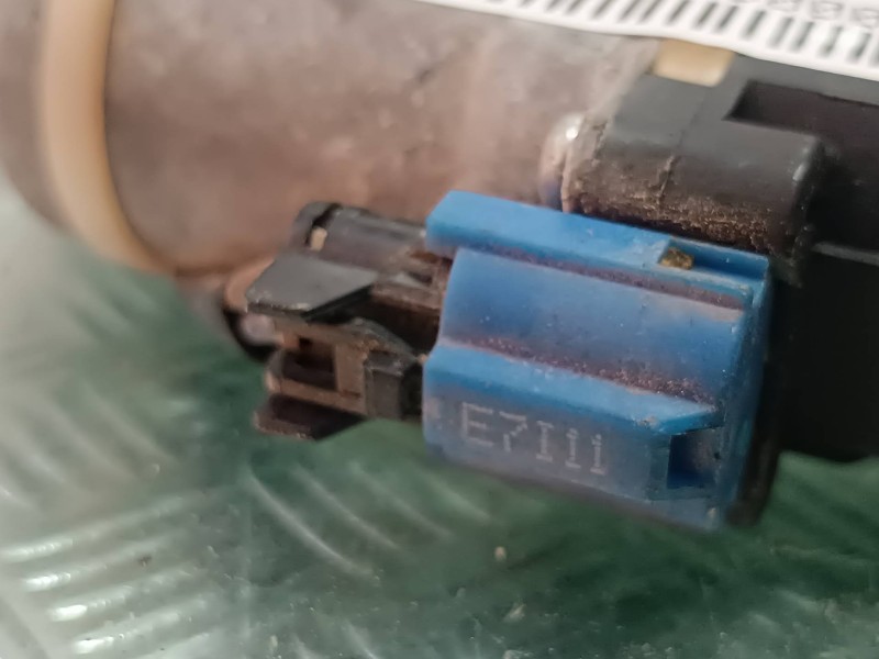 Recambio de motor elevalunas trasero izquierdo para chevrolet epica lt referencia OEM IAM 96647591  CONECTOR2 PINES