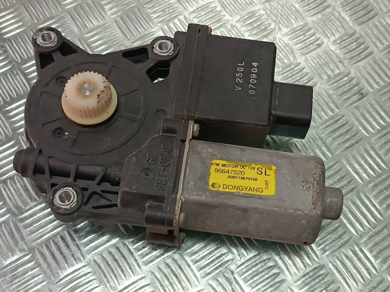 Recambio de motor elevalunas delantero izquierdo para chevrolet epica lt referencia OEM IAM 96647520  