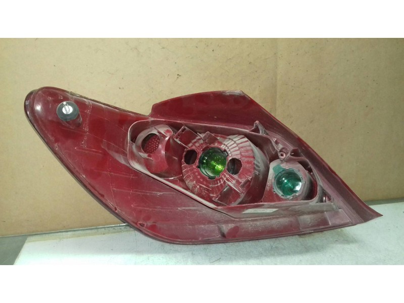Recambio de piloto trasero derecho para peugeot 307 berlina (s2) xs referencia OEM IAM 9655767480  