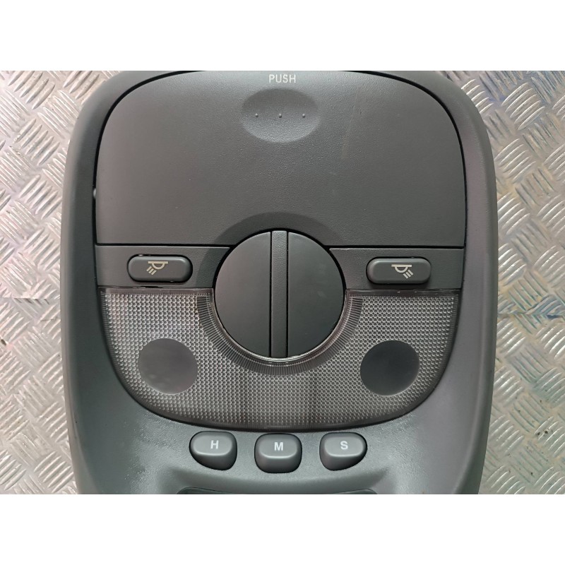 Recambio de luz interior para kia carens 2.0 crdi ex monovolumen referencia OEM IAM 928003E0 0K53E55710 0K2FA51410