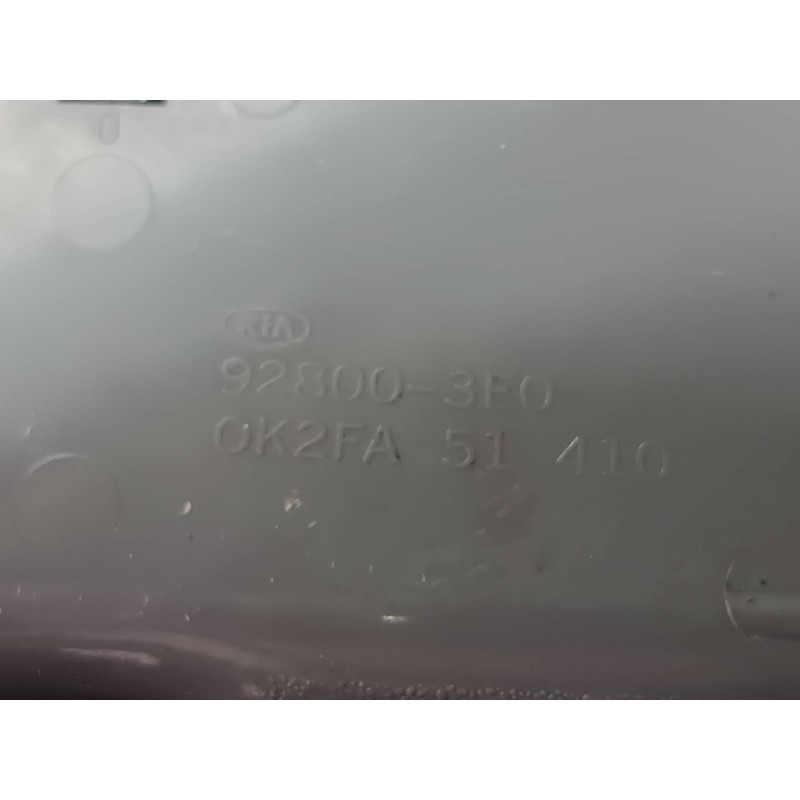 Recambio de luz interior para kia carens 2.0 crdi ex monovolumen referencia OEM IAM 928003E0 0K53E55710 0K2FA51410
