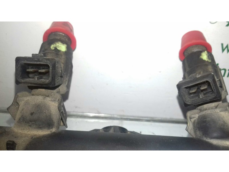 Recambio de rampa inyectora para volkswagen polo berlina (6n1) básico referencia OEM IAM 030133319L 0280151058 0280155731