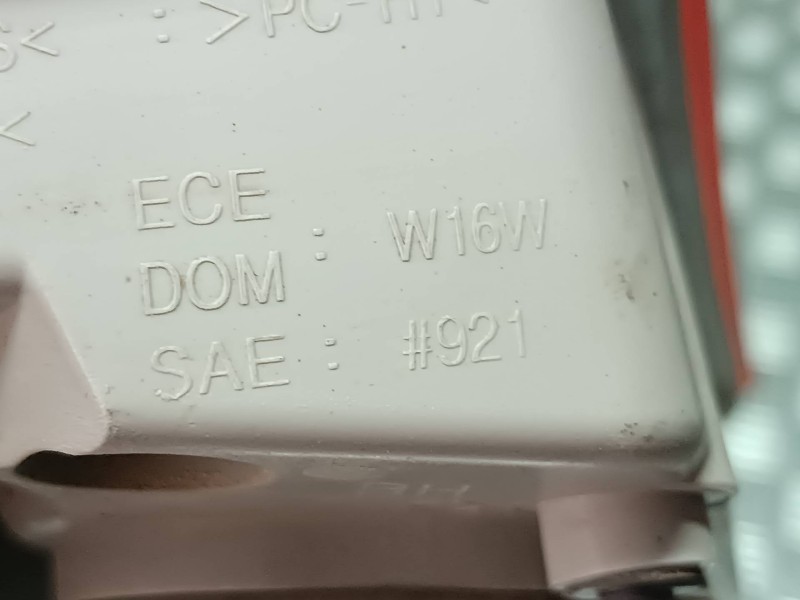 Recambio de piloto trasero derecho interior para chevrolet epica lt referencia OEM IAM 921  