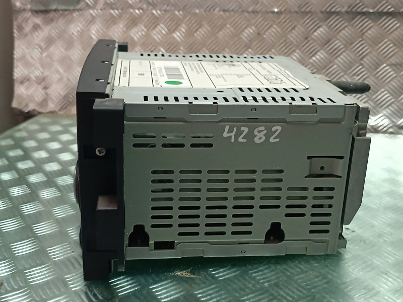 Recambio de sistema audio / radio cd para chevrolet epica lt referencia OEM IAM 96647738  