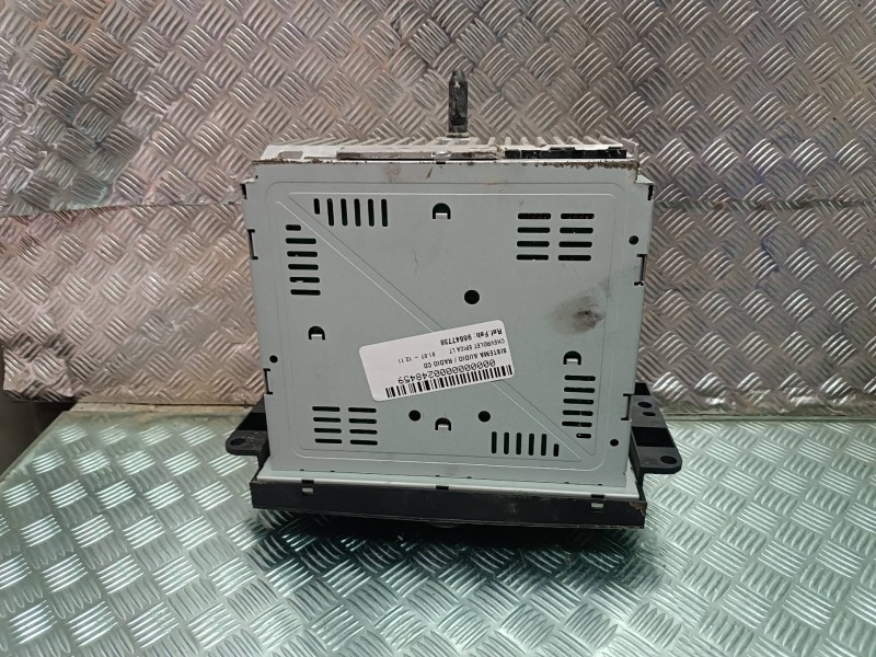 Recambio de sistema audio / radio cd para chevrolet epica lt referencia OEM IAM 96647738  