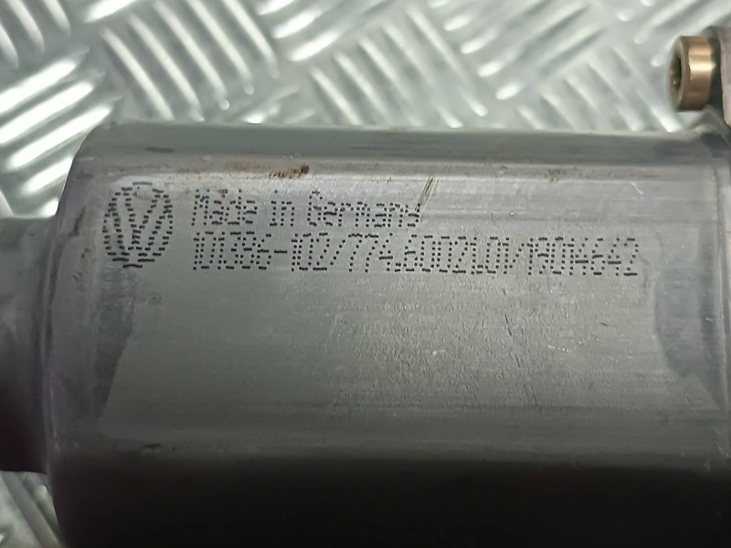 Recambio de motor elevalunas delantero derecho para seat leon (1m1) signo referencia OEM IAM 1C1959802A 101386102 