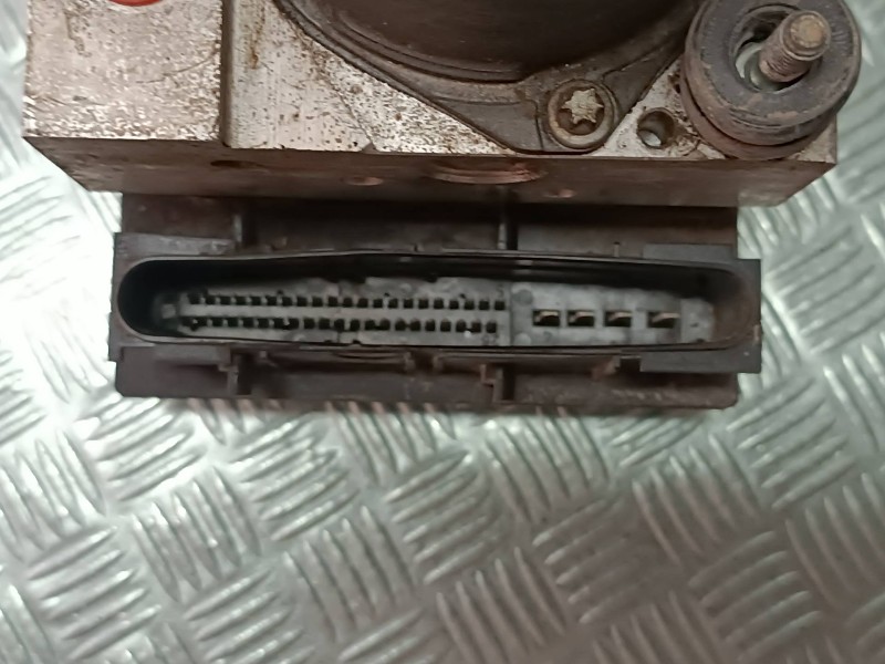 Recambio de abs para hyundai santa fe (bm) 2.2 crdi classic (2wd) referencia OEM IAM 589102B850 0265235070 