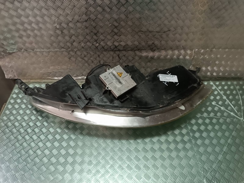 Recambio de faro izquierdo para peugeot 407 st sport referencia OEM IAM 964194428002 0301213271 XENON