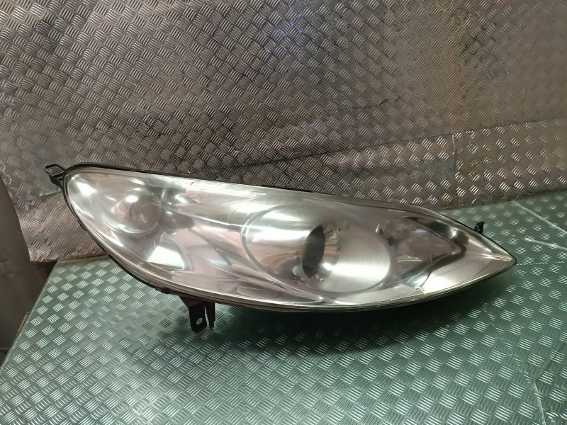 Recambio de faro derecho para peugeot 407 st sport referencia OEM IAM 964194418002 0301213272 XENON