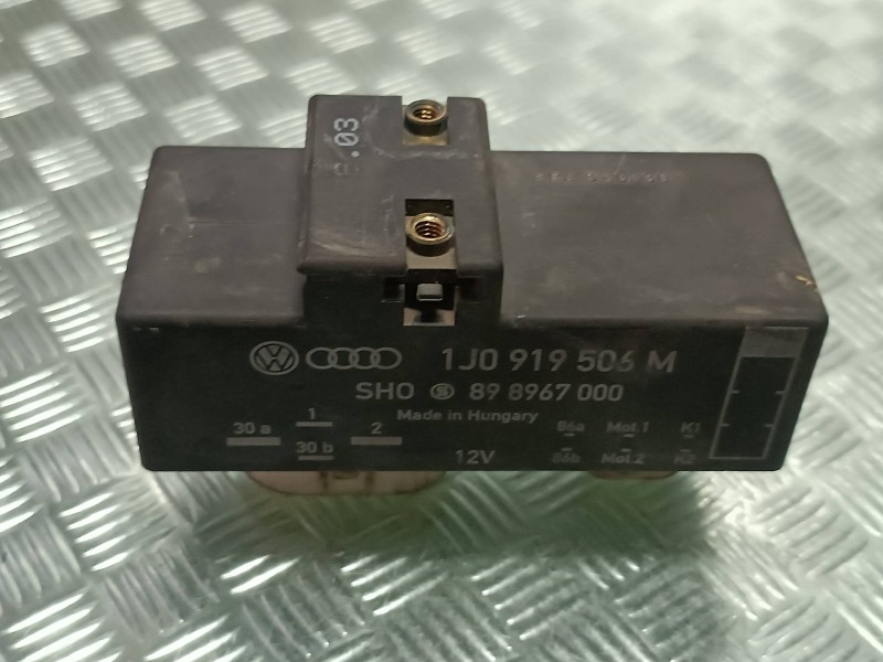 Recambio de caja reles / fusibles para seat ibiza (6l1) fresh referencia OEM IAM 1J0919506M 898967000 VENTILADORES