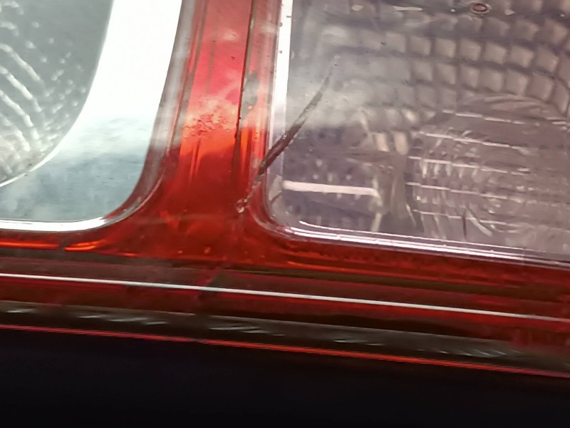 Recambio de piloto trasero derecho para dacia duster ambiance 4x2 referencia OEM IAM 265506837R 62421802 