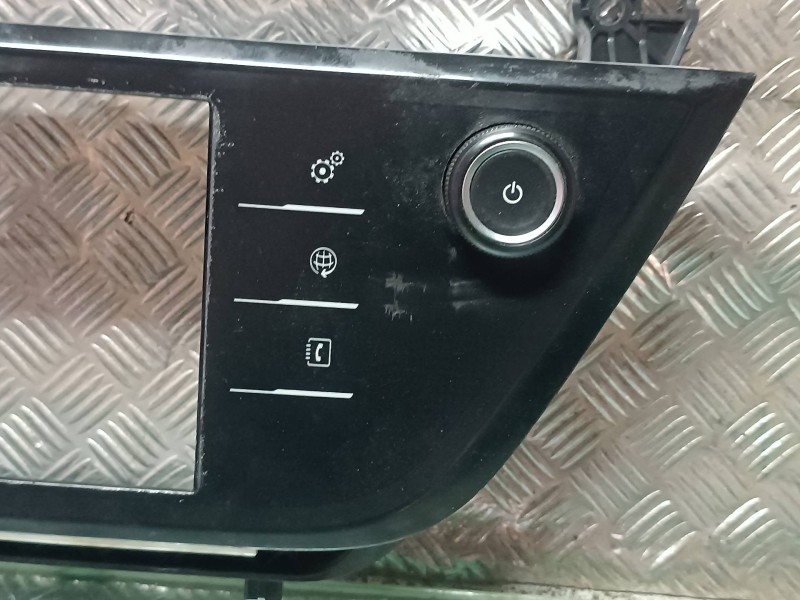 Recambio de mando climatizador para citroen c4 picasso attraction referencia OEM IAM 96778739XU 28318367 DELPHI