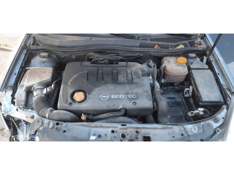 opel astra gtc del año 2006